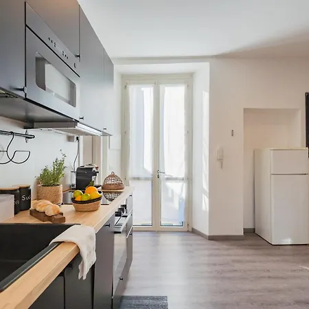 Апартаменты La Casa Di Nino By Rent Комо