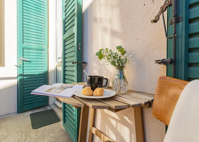 La Casa Di Nino By Rent Apartment Como