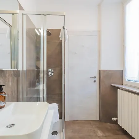 La Casa Di Nino By Rent * Como