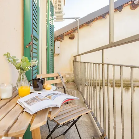 La Casa Di Nino By Rent Apartment Como